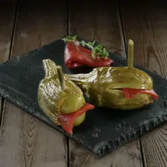 Berenjenas de Almagro rellenas de pimiento rojo, una deliciosa receta tradicional.