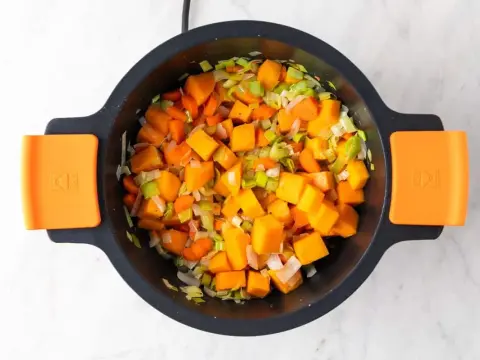 Crema de verduras casera con sabor y textura perfectos