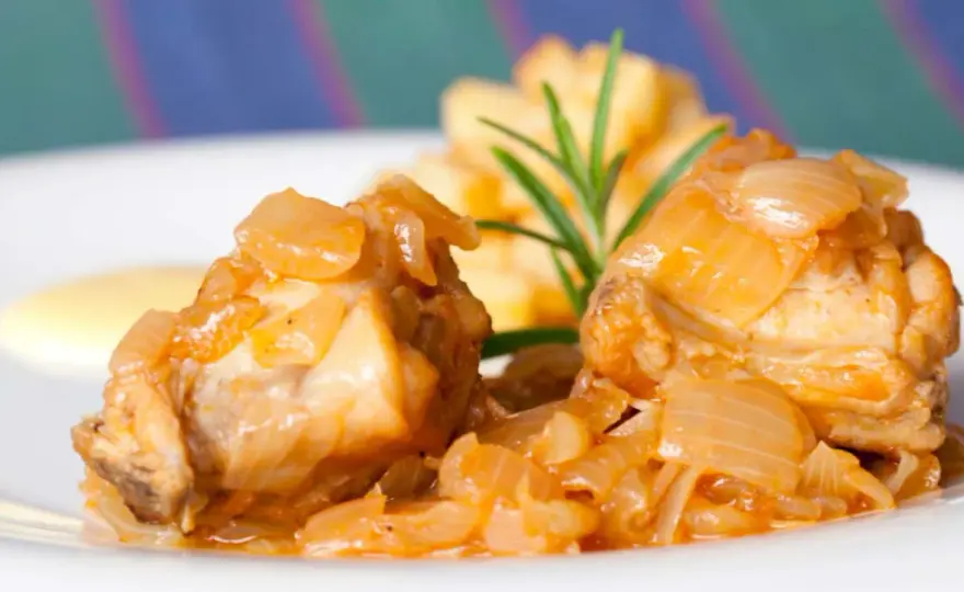 Conejo en escabeche tierno y aromático, paso a paso