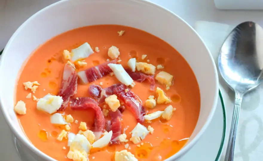 Salmorejo cordobés tradicional - ingredientes y proporciones