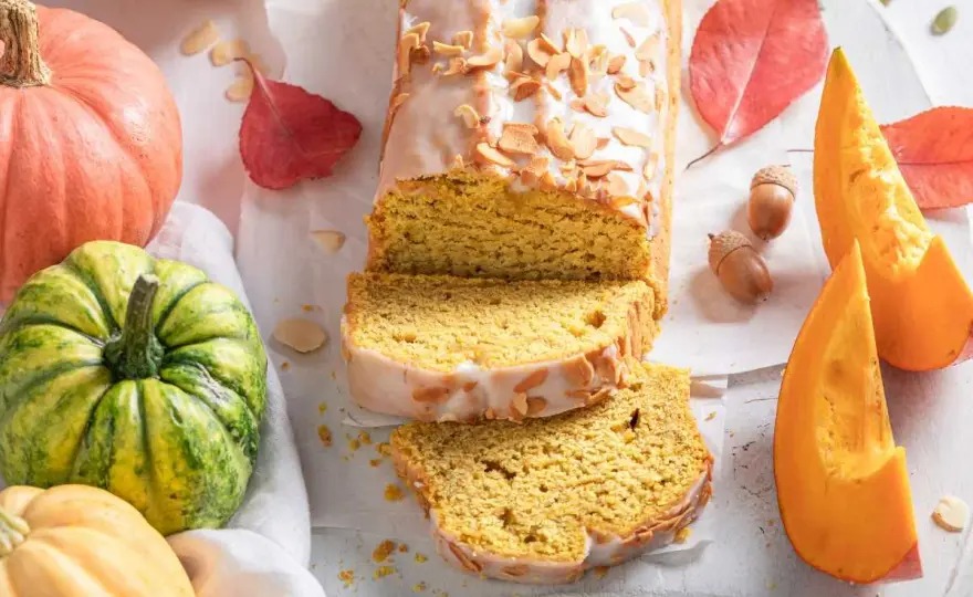 Bizcocho de calabaza casero, tierno y lleno de aroma