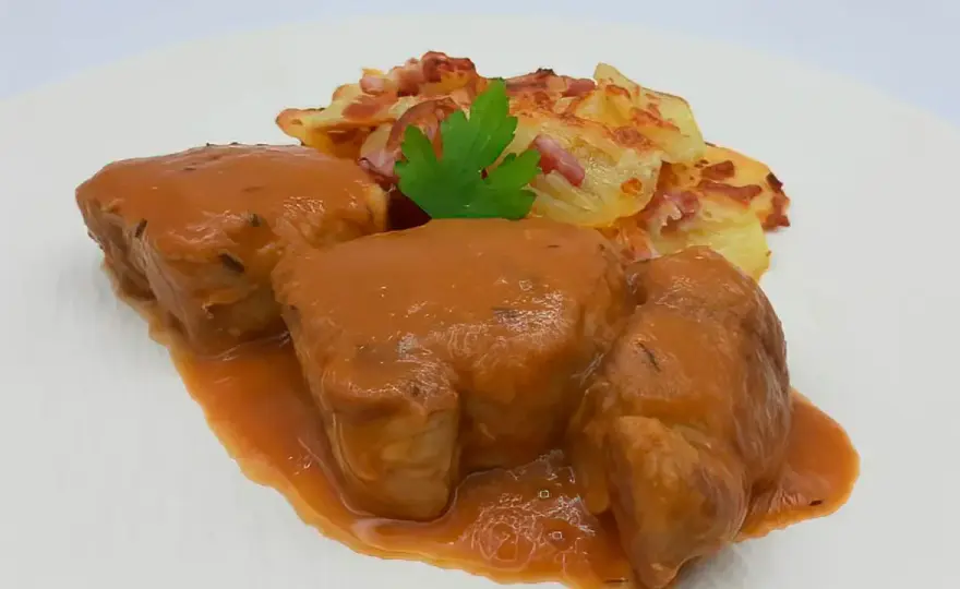 Solomillo de cerdo a la cerveza, tierno y con salsa sabrosa