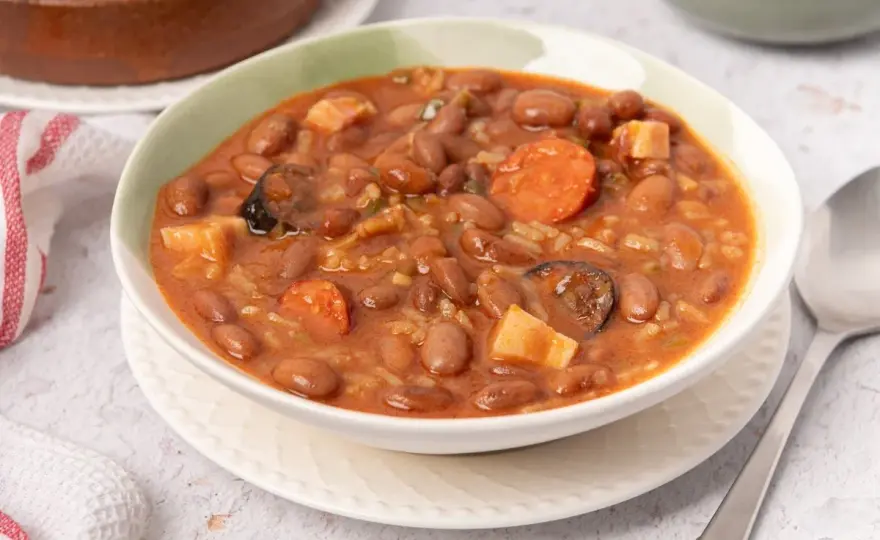 Cómo cocinar alubias pintas para que queden tiernas y sabrosas