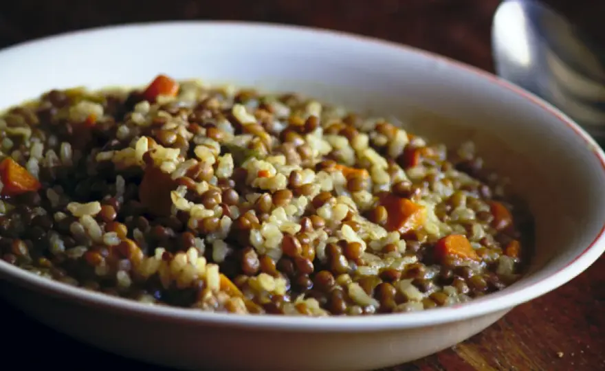 Lentejas con arroz en su punto - proporciones y trucos
