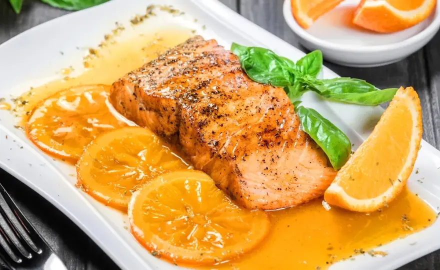 Salmón a la naranja jugoso en 25 minutos y sin errores