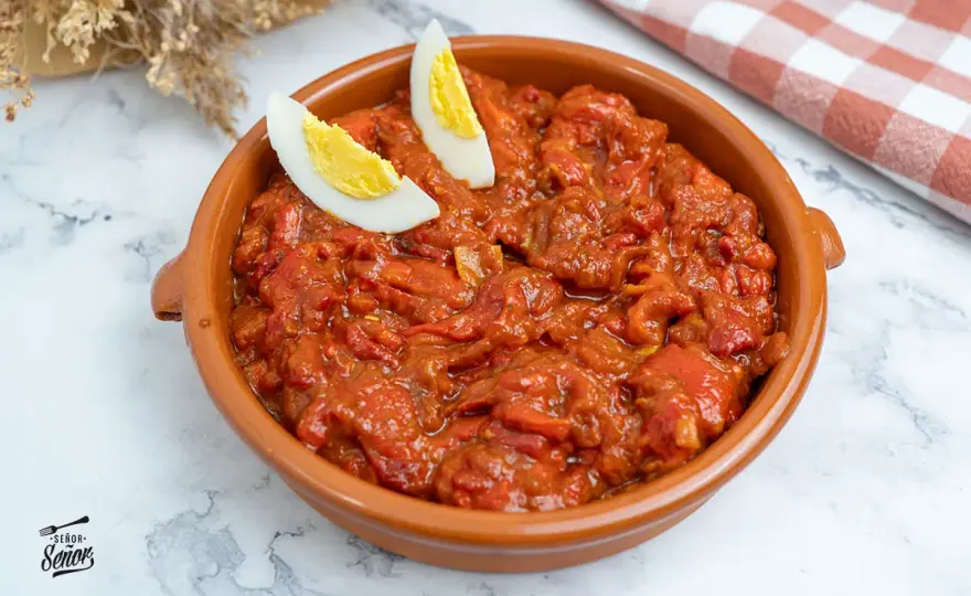 Asadillo manchego tradicional con huevo, paso a paso